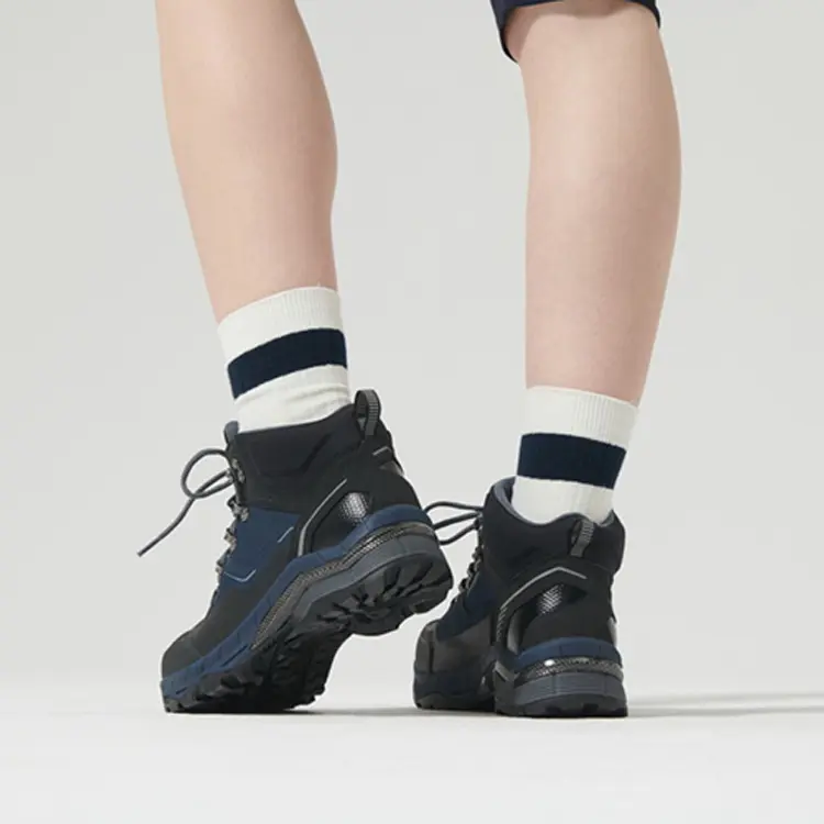 China Wholesale Custom Brand Waterproof Climbing Outdoor Hiking Shoes For Men